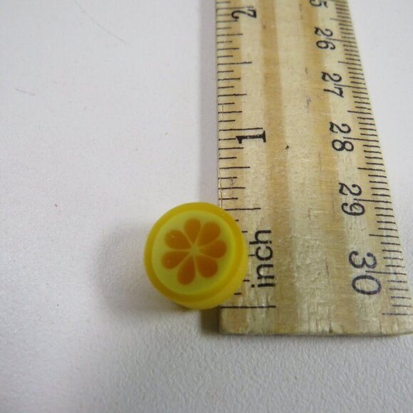Easter Egg Filler: Small Erasers (16 items) Butterfly, Flowers, Lemons - Picture 5 of 10